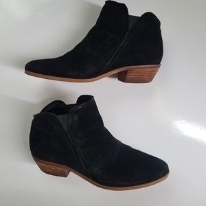Susina Black Suede Ankle Booties Size 5